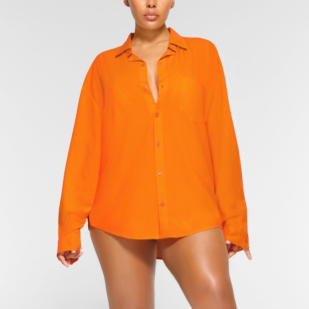 Skims cover up shirt, super soft! Like new!